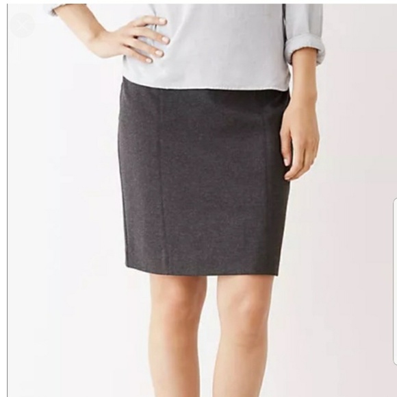 J. Jill Dresses & Skirts - J. Jill charcoal grey ponte pull on skirt